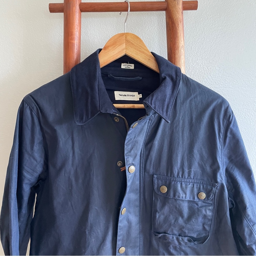 Taylor Stitch The Rover Jacket in Navy Waxed Canvas Men’s Large